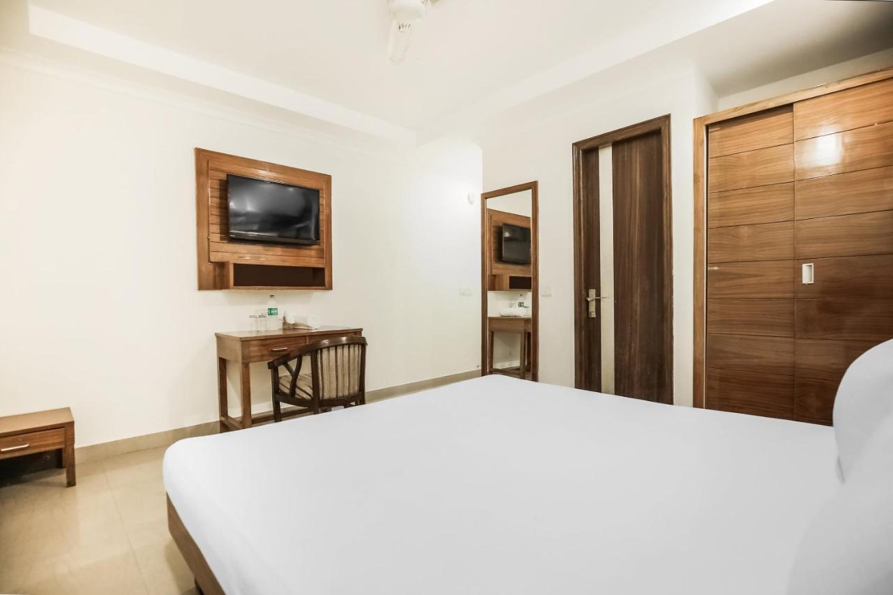 Hotel Collection O Sapphire Chandīgarh Exteriér fotografie